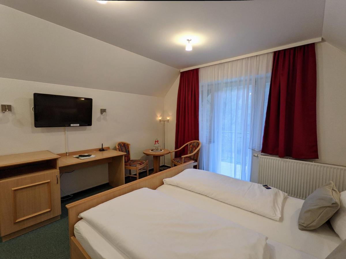 Hotel Saaletalstuben Grafendorf  Экстерьер фото